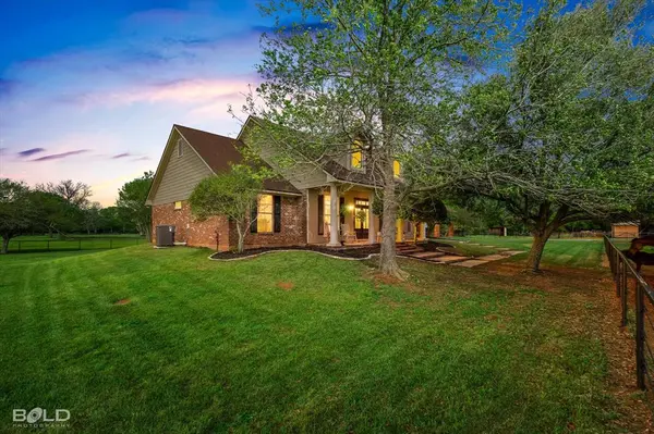 2675 Swan Lake Road, Bossier City, LA 71111