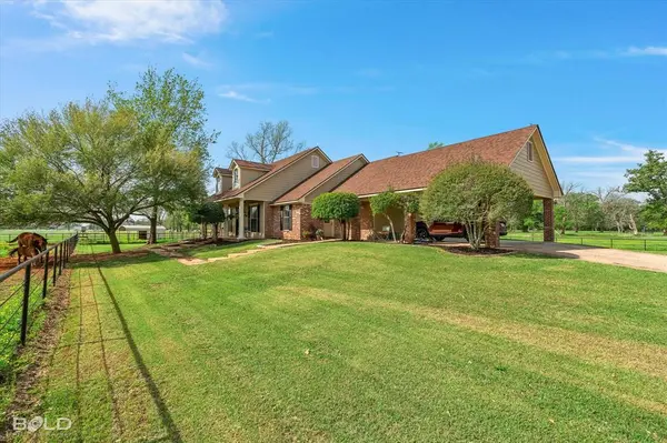 2675 Swan Lake Road, Bossier City, LA 71111