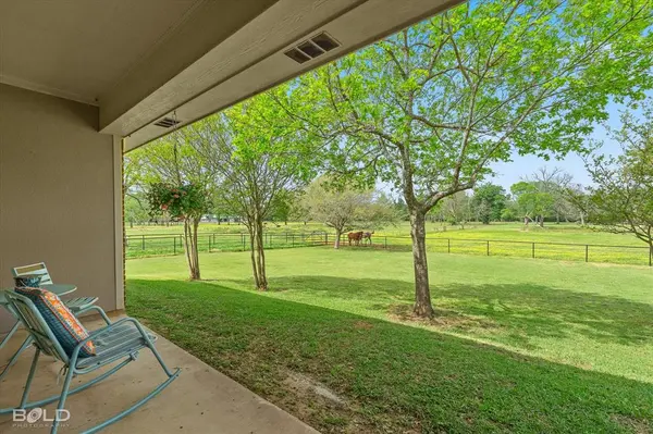 2675 Swan Lake Road, Bossier City, LA 71111