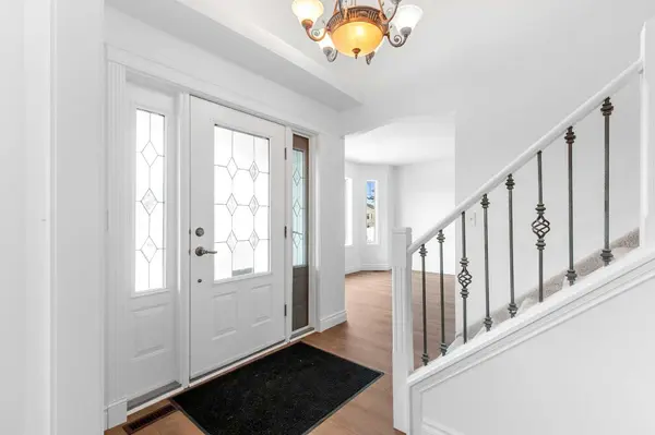 763 Stonehaven DR, Carstairs, AB T0M 0N0