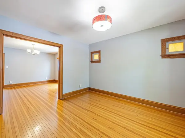 673 Durie ST, Toronto W02, ON M6S 3H4