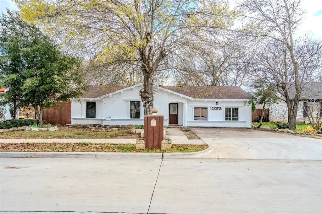 1022 Shenandoah Drive, Arlington, TX 76014