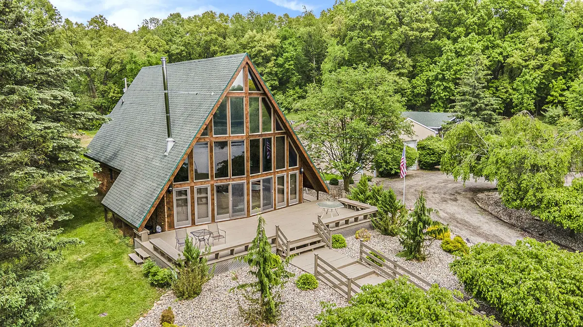 12175 Watkins RD, Manchester Twp, MI 49230