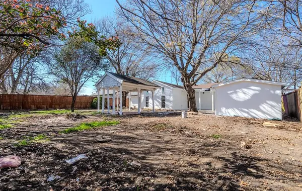 1022 Shenandoah Drive, Arlington, TX 76014