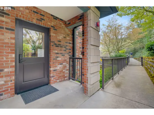 2430 NW WESTOVER RD #1-202, Portland, OR 97210