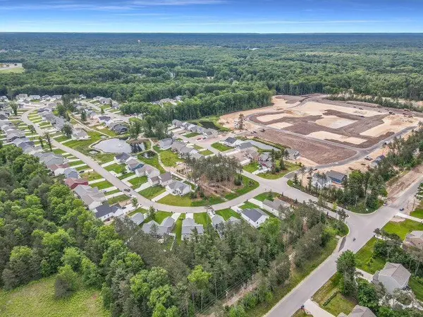 2483 Otter PL, Fruitport Twp, MI 49444