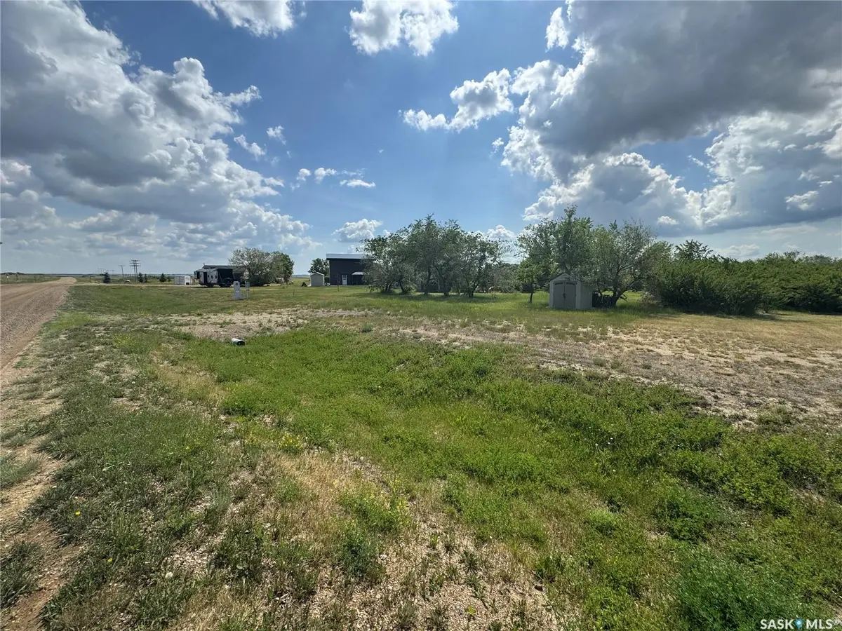 11 Sandy ROAD, Diefenbaker Lake, SK S0H 1T0