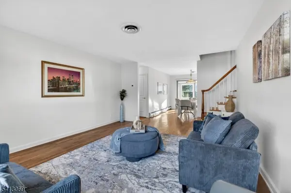 71 Allwood Pl, Clifton City, NJ 07012