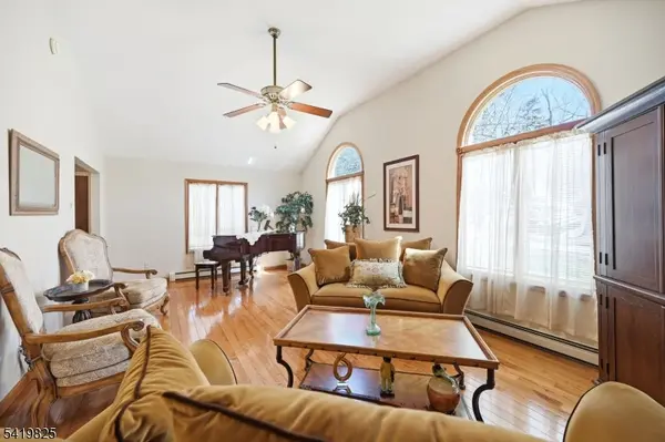 18 Tice Rd, West Milford Twp., NJ 07421