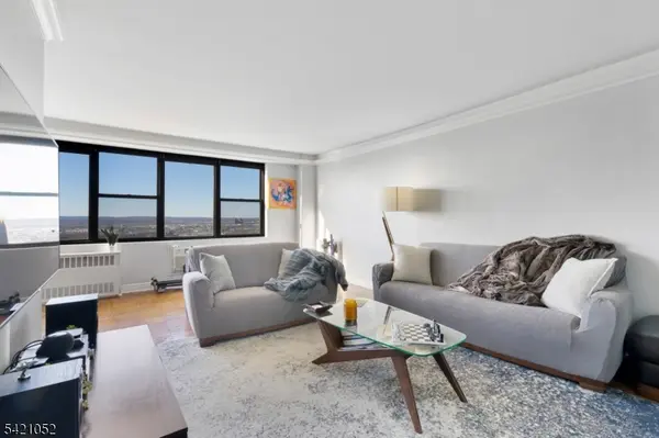 500 Central Ave #1014, Union City, NJ 07087