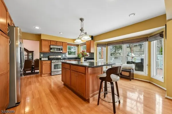 9 Chipwood Lane, North Brunswick Twp., NJ 08902