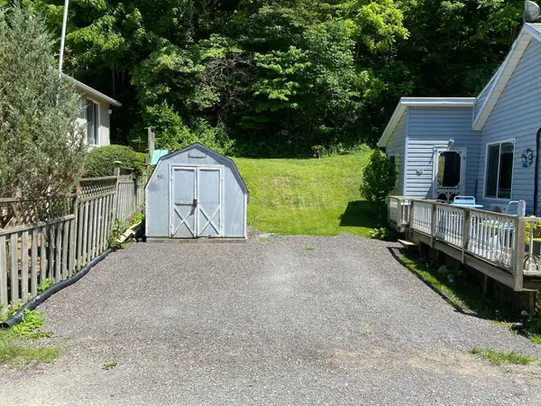 482 Lower Spring ST, Central Elgin, ON N5L 1G6