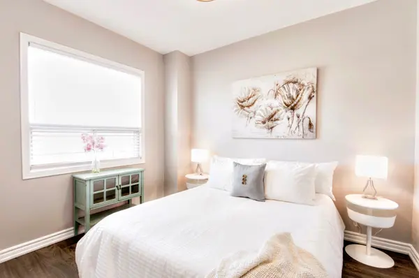 612 St Clarens AVE #Main, Toronto W02, ON M6H 3W9