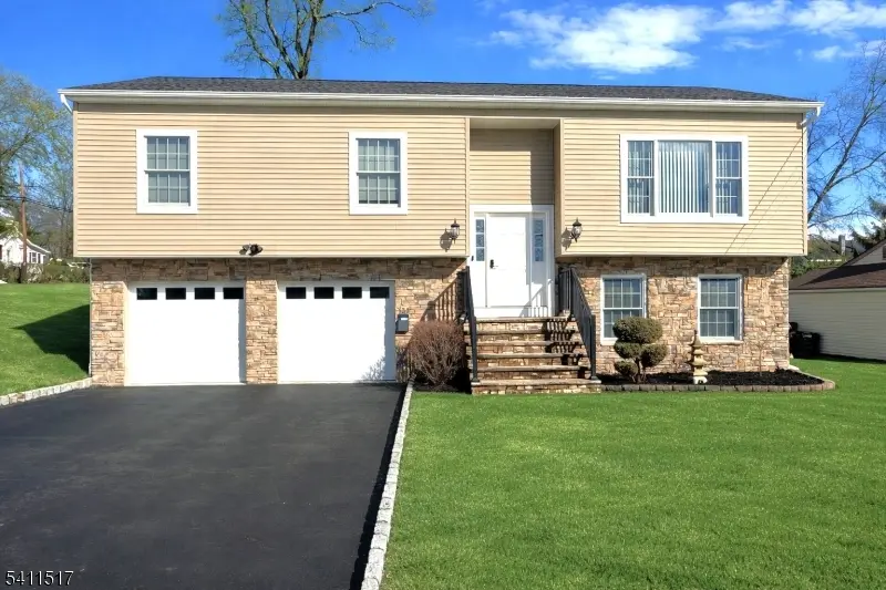 138 Hiawatha Blvd, Parsippany-troy Hills Twp., NJ 07034