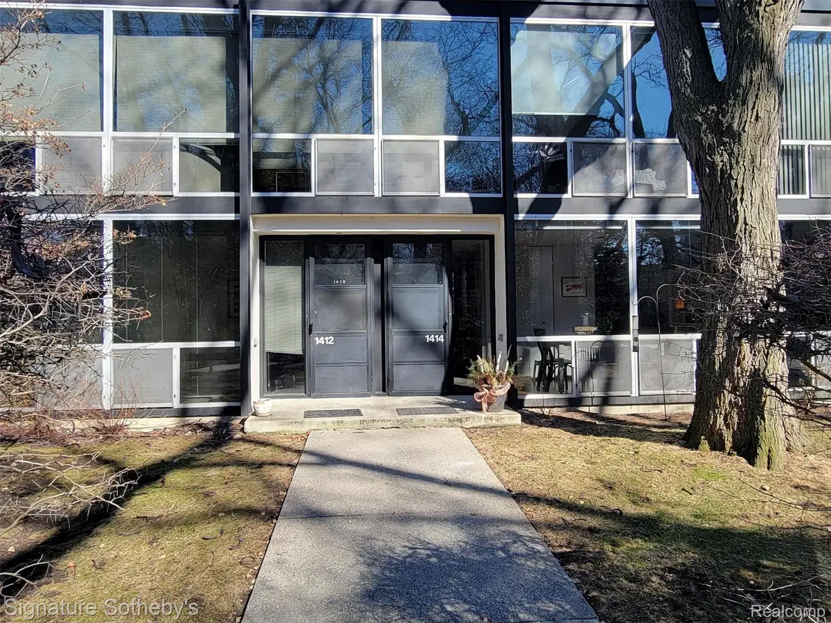 1414 Joliet PL, Detroit, MI 48207