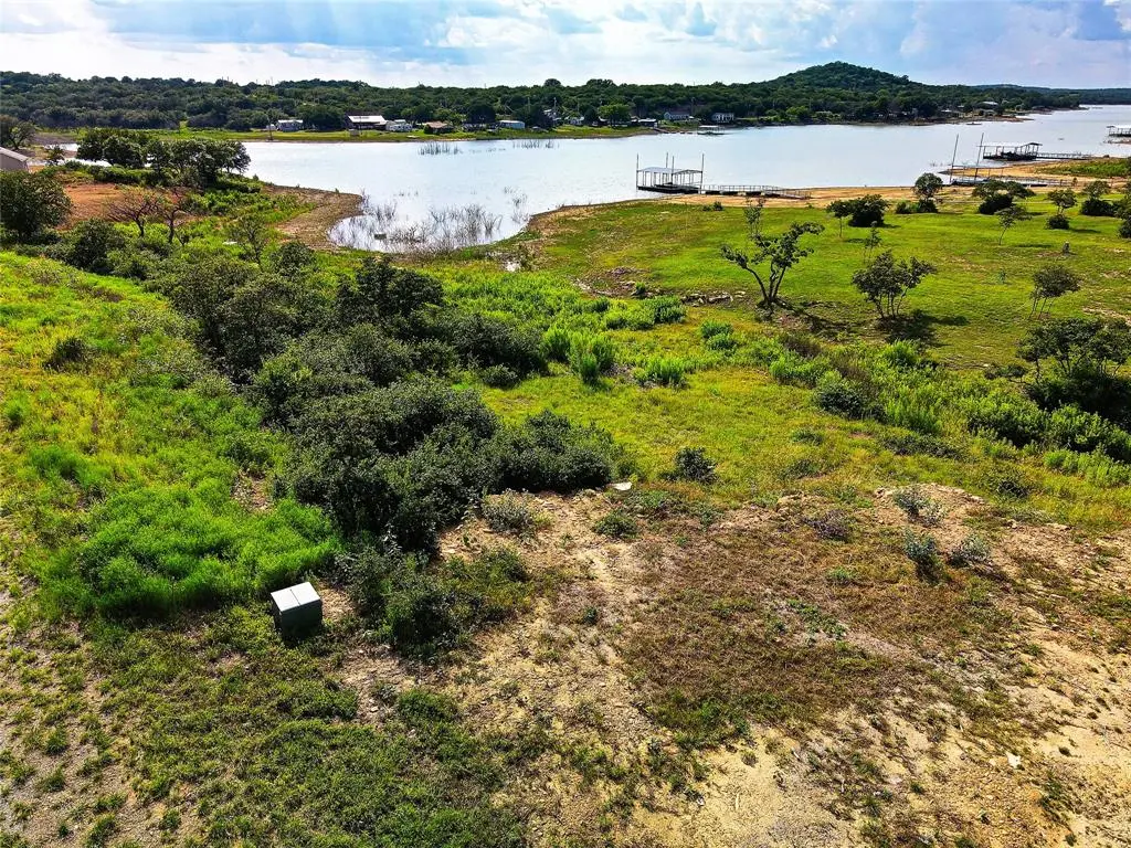 371 Hidden Shores Drive, Cisco, TX 76437