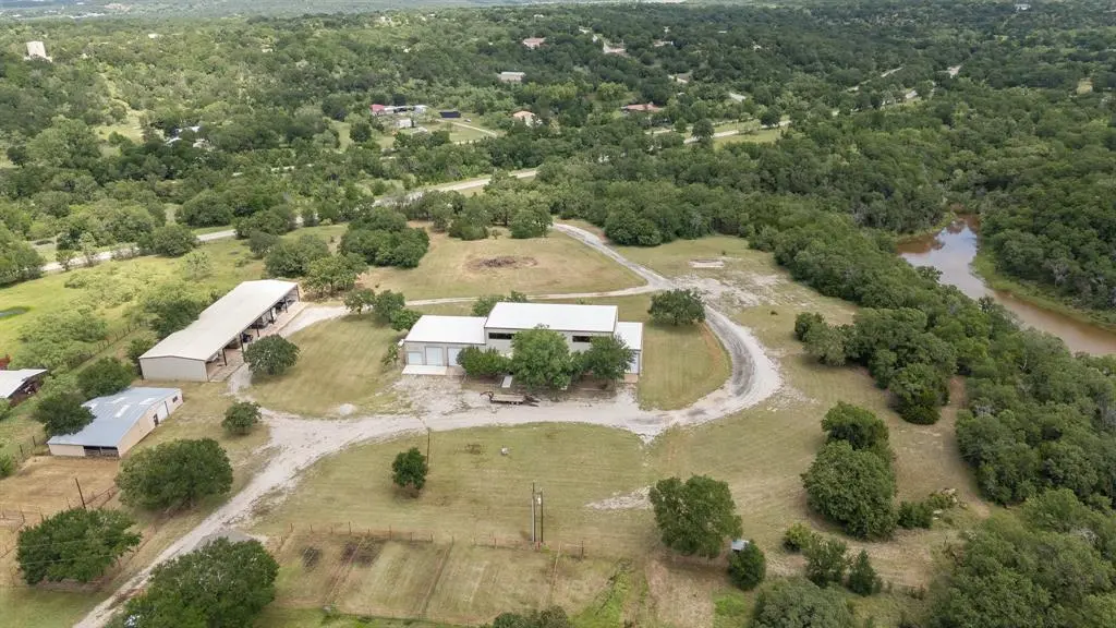 681 Maddux Road, Cool, TX 76088