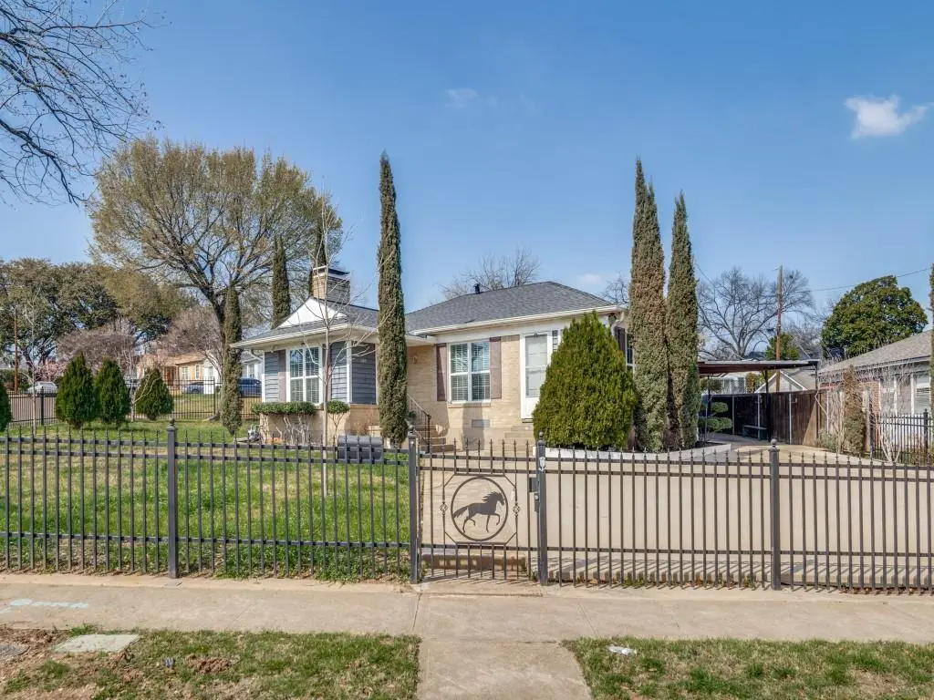 705 Reverchon Drive, Dallas, TX 75211