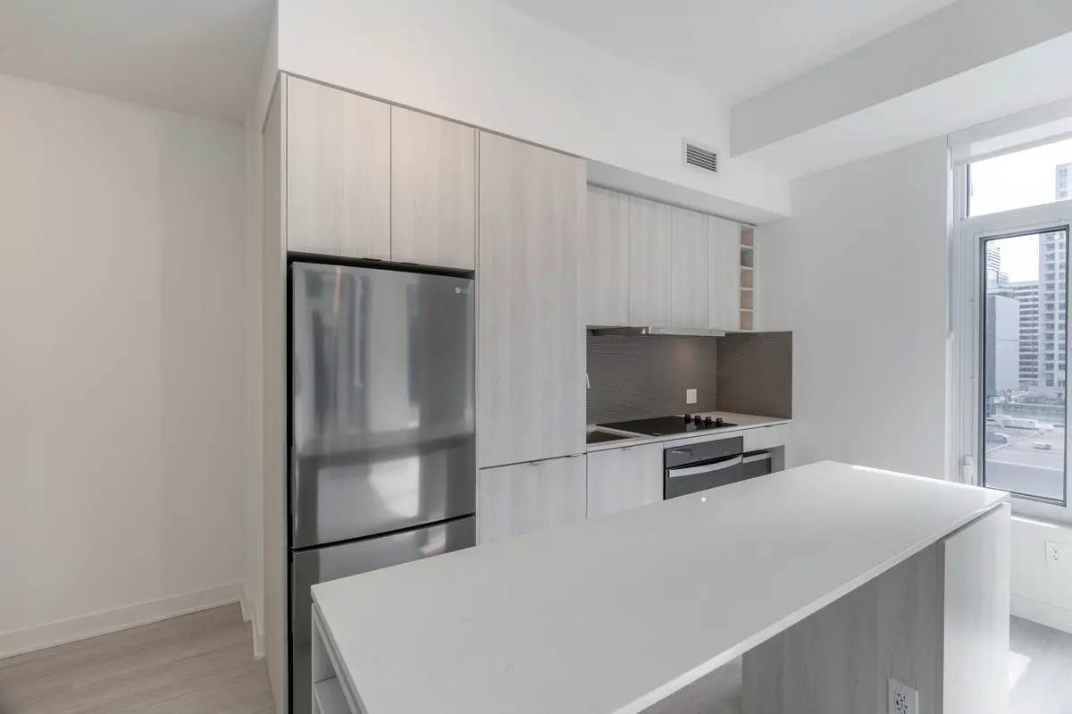 11 Yorkville AVE #513, Toronto C02, ON M4W 1L2