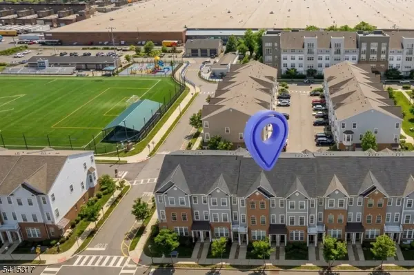 75 Wesmont Dr, Wood-ridge Boro, NJ 07075