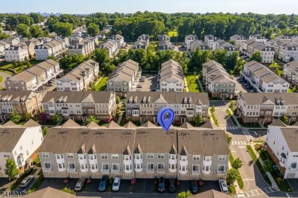 75 Wesmont Dr, Wood-ridge Boro, NJ 07075