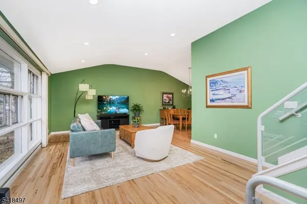 11 Agate Rd, East Brunswick Twp., NJ 08816