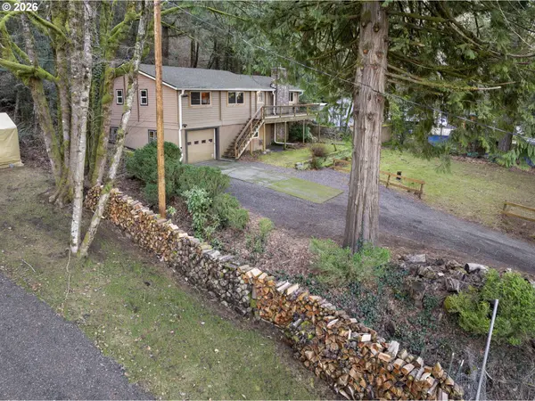 54010 E ALDER HEIGHTS RD, Sandy, OR 97055