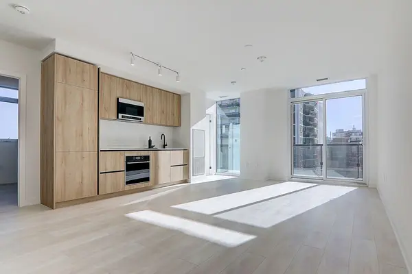 127 Broadway AVE #612S, Toronto C10, ON M4P 1V4