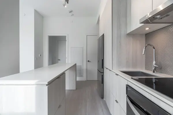 11 Yorkville AVE #513, Toronto C02, ON M4W 1L2