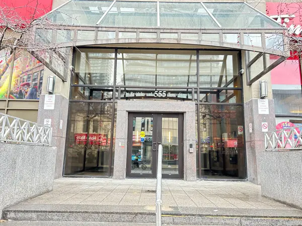 555 Yonge ST #215, Toronto C08, ON M4Y 3A6