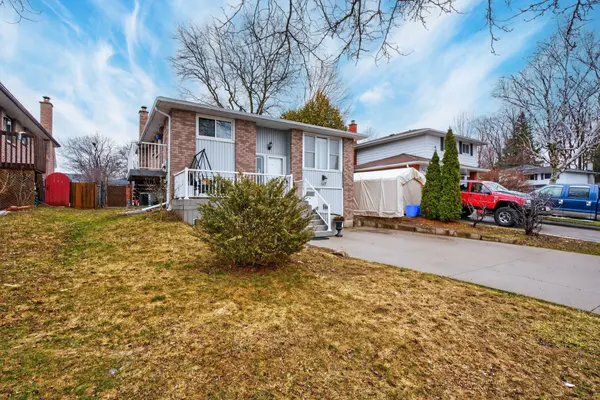 344 Kensington CRES, Oshawa, ON L1G 7S5