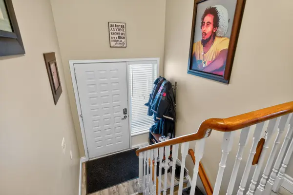 344 Kensington CRES, Oshawa, ON L1G 7S5