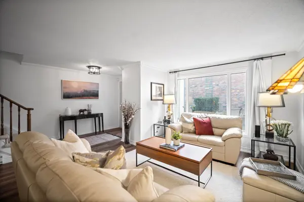 2058 Brant ST #3, Burlington, ON L7P 3A6