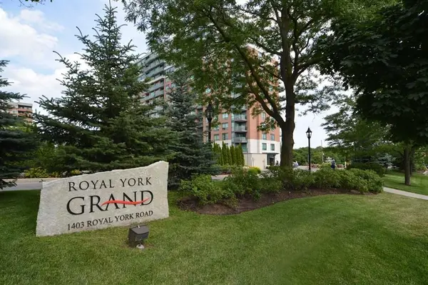 1403 Royal York RD #1009, Toronto W09, ON M9P 0A1