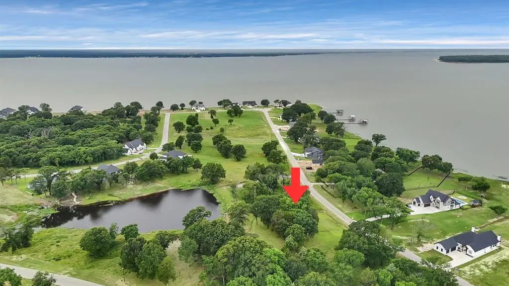 1511 Shoreline Drive, Mabank, TX 75143