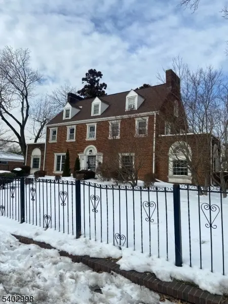 725 Elizabeth Ave #1, Newark City, NJ 07112