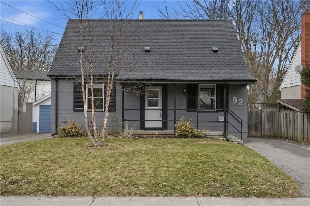 92 Gary AVE, Hamilton, ON L8S 1Y5