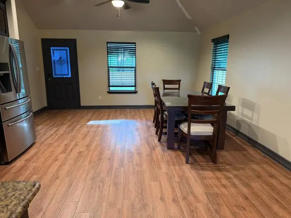 3307 Roberts Cut Off Road, Lake Worth, TX 76114