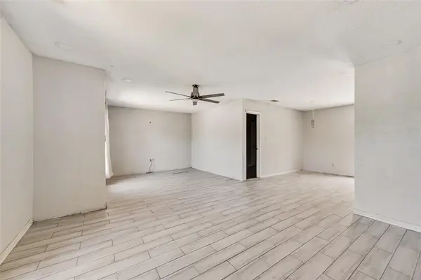 9502 Zelkova Circle, Dallas, TX 75249