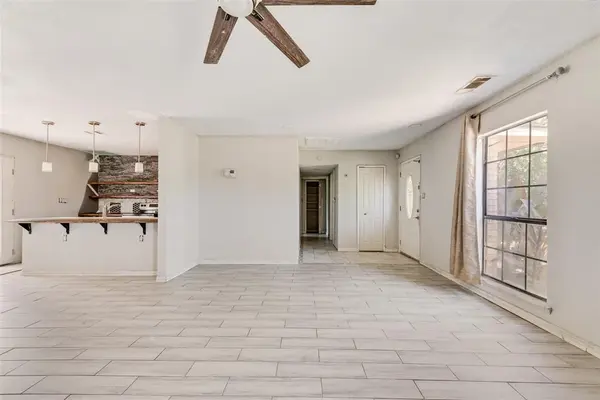 9502 Zelkova Circle, Dallas, TX 75249