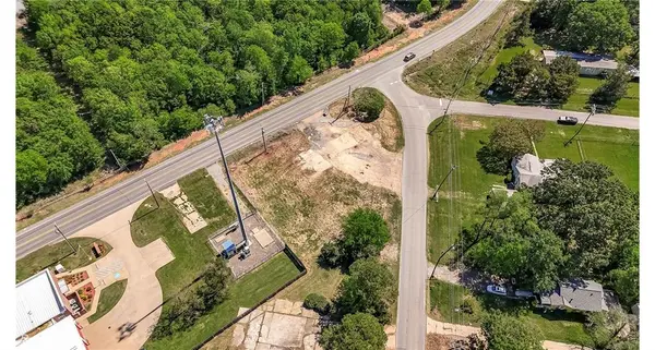 4301 N Lakeshore Drive, Shreveport, LA 71107