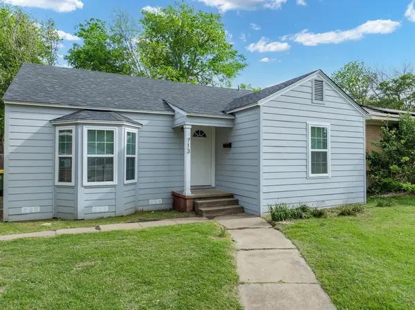 713 E Franklin Street, Hillsboro, TX 76645
