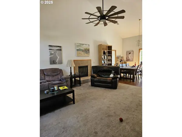 510 NE YAMHILL ST, Sheridan, OR 97378