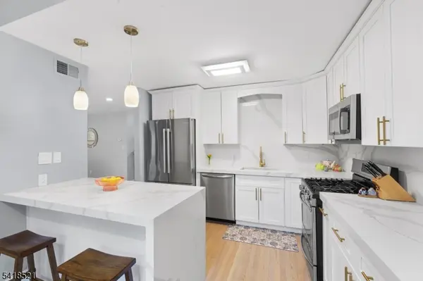 39 Carey Arthur Drive, Wayne Twp., NJ 07470