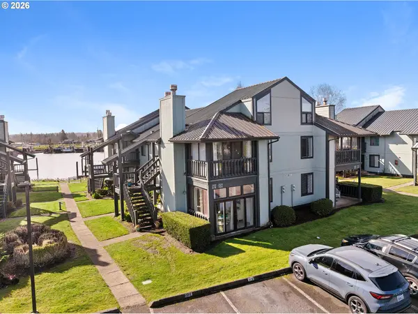 320 NE SKIPANON DR, Warrenton, OR 97146