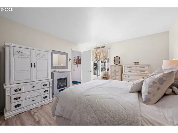 320 NE SKIPANON DR, Warrenton, OR 97146