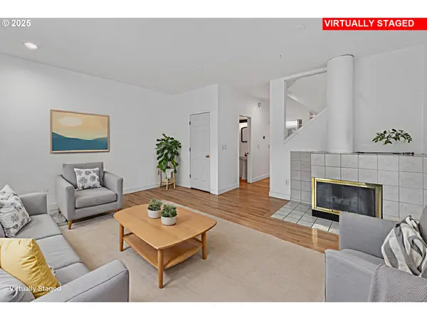 6624 S Virginia AVE, Portland, OR 97239