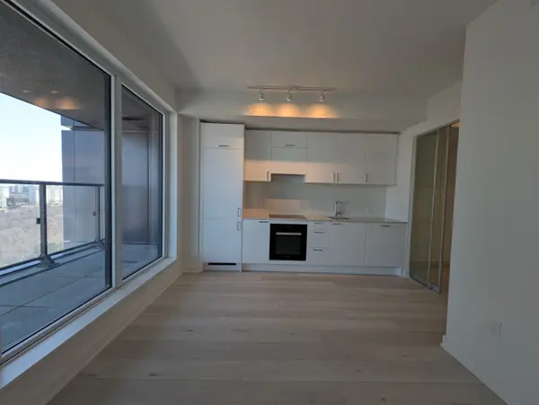 1 Quarrington LN #1601, Toronto C13, ON M3C 0S4