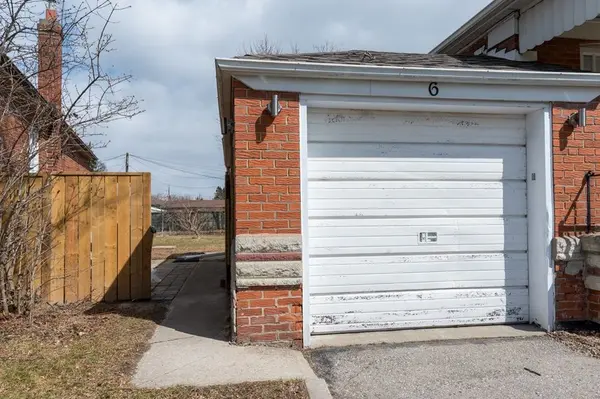 6 Bellvare CRES, Toronto E04, ON M1R 2M9