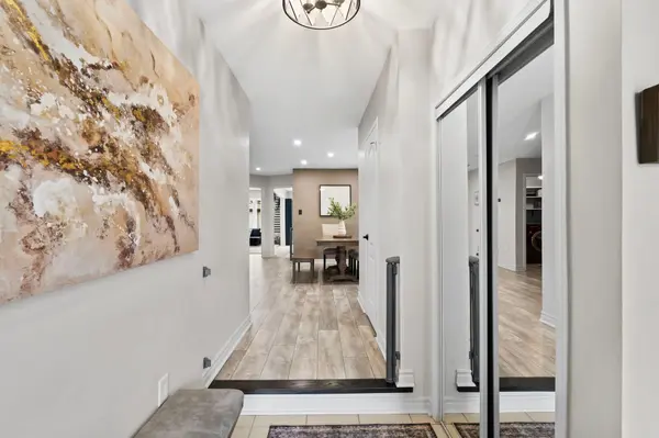 135 Professor Day DR, Bradford West Gwillimbury, ON L3Z 3B9